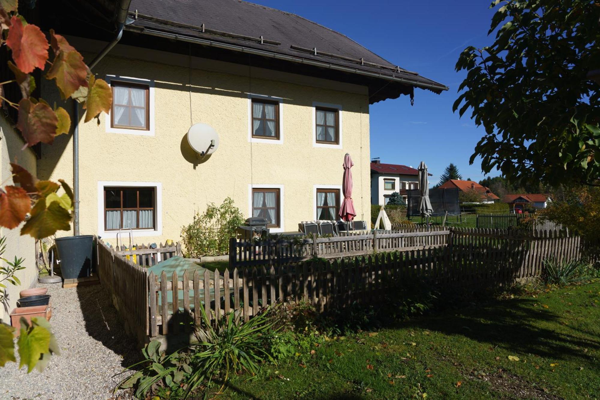 Private Farmhouse Escape - Ideal For Up To 8 Guests Seeham Екстер'єр фото
