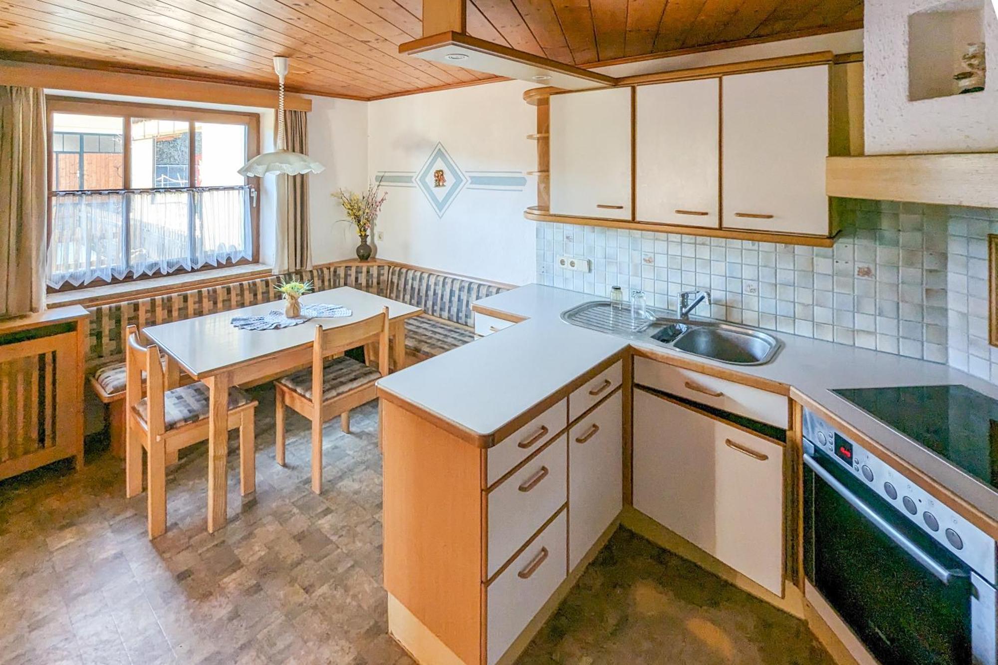 Private Farmhouse Escape - Ideal For Up To 8 Guests Seeham Екстер'єр фото
